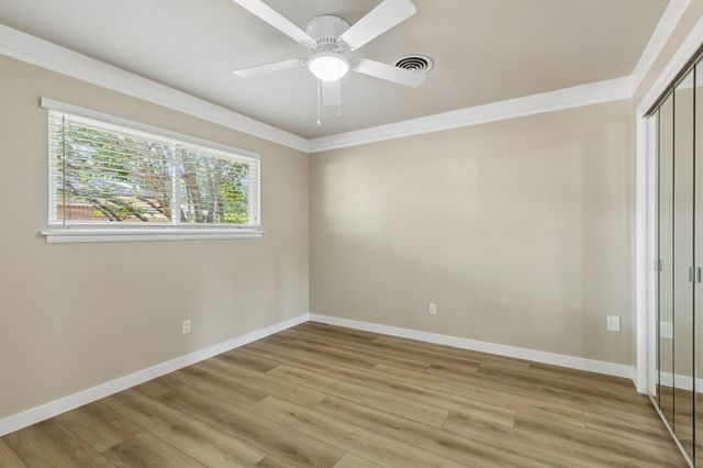 4812 Hollowbrook Road, Fort Worth, TX 76103
