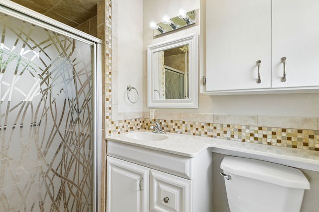 4812 Hollowbrook Road, Fort Worth, TX 76103