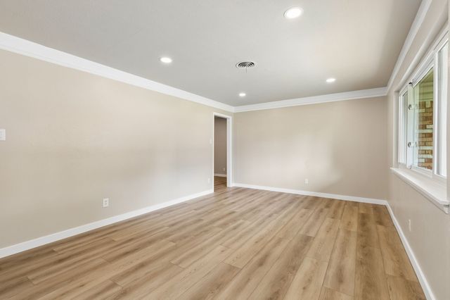 4812 Hollowbrook Road, Fort Worth, TX 76103