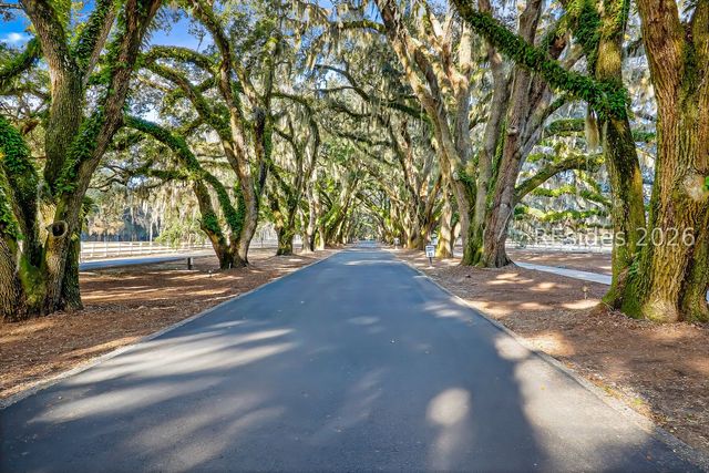 23 Lexington Dr, Bluffton, SC 29910