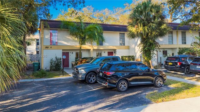 3321 Simms St 13B, Hollywood, FL 33021