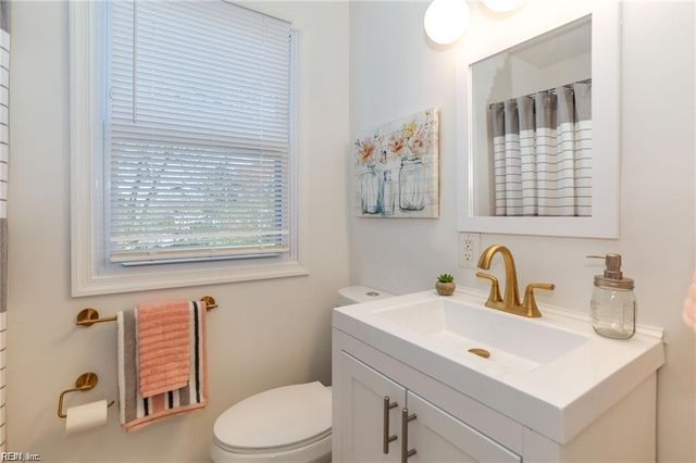 3617 S Warwick CIR, Norfolk, VA 23513