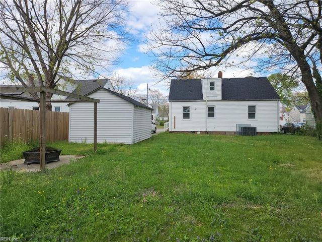 3617 S Warwick CIR, Norfolk, VA 23513