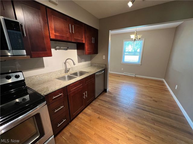25716 Westwood Road, Westlake, OH 44145