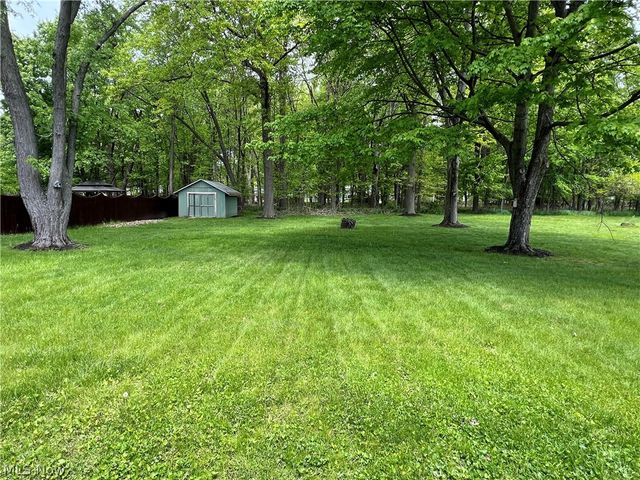 25716 Westwood Road, Westlake, OH 44145
