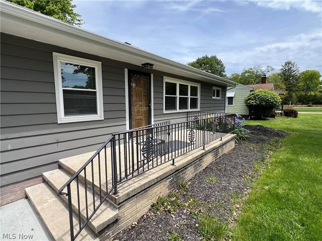 25716 Westwood Road, Westlake, OH 44145