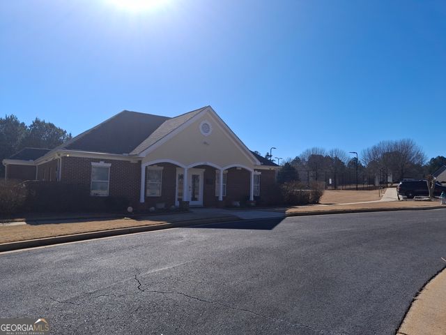 10 Dynasty Drive, Fairburn, GA 30213