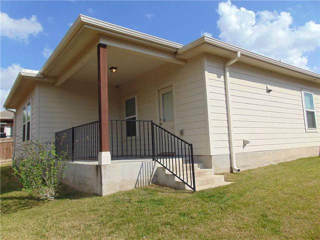 124 Hollis LN, Kyle, TX 78640