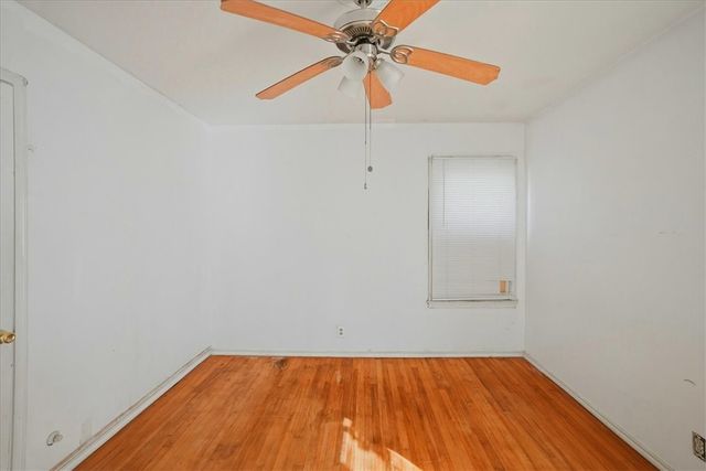 3633 Chestnut St, Corpus Christi, TX 78411