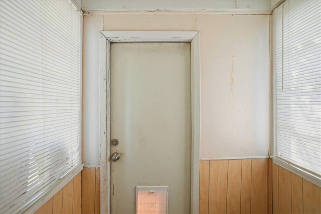 3633 Chestnut St, Corpus Christi, TX 78411