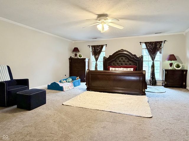 298 Pennswood Road, Greenwood, IN 46142