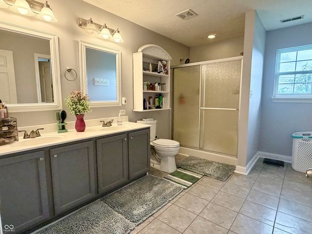 298 Pennswood Road, Greenwood, IN 46142