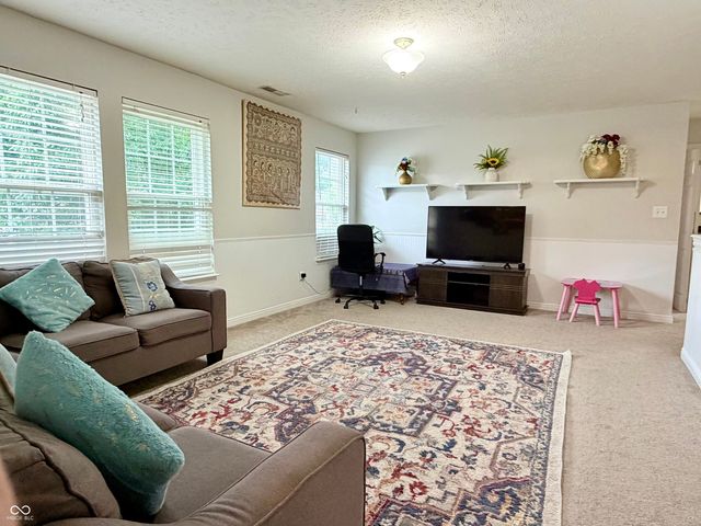 298 Pennswood Road, Greenwood, IN 46142