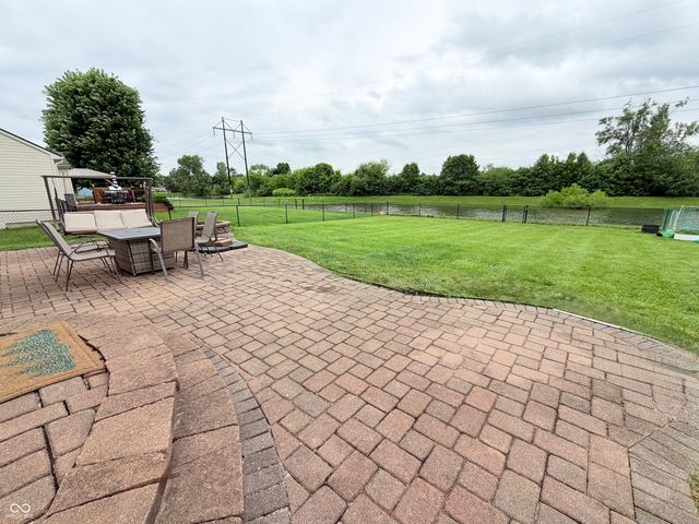 298 Pennswood Road, Greenwood, IN 46142