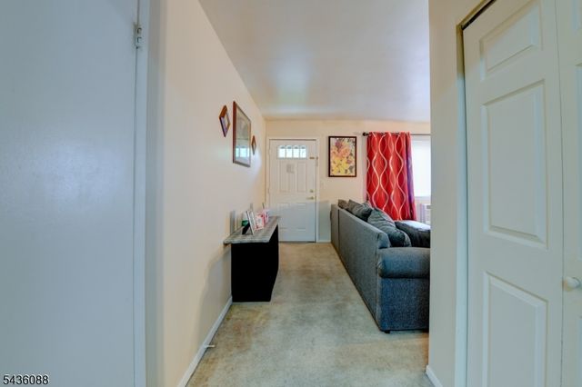 1303 Cricket Ln, Woodbridge Twp., NJ 07095