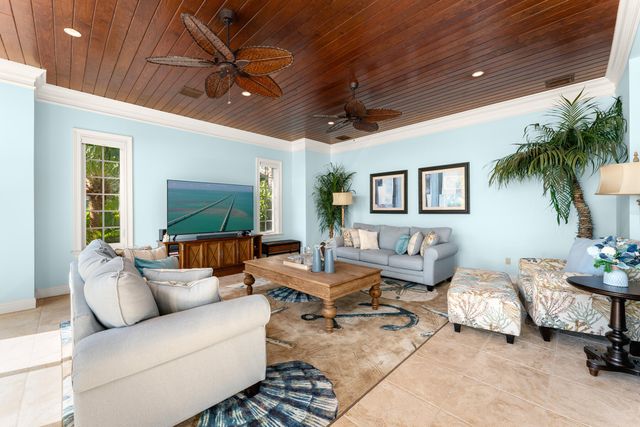 24 Cannon Royal Drive, Shark Key, FL 33040