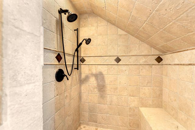 24 Cannon Royal Drive, Shark Key, FL 33040