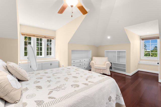 24 Cannon Royal Drive, Shark Key, FL 33040