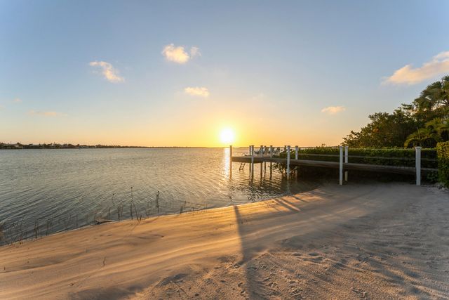 24 Cannon Royal Drive, Shark Key, FL 33040