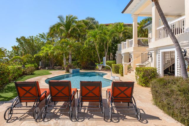 24 Cannon Royal Drive, Shark Key, FL 33040