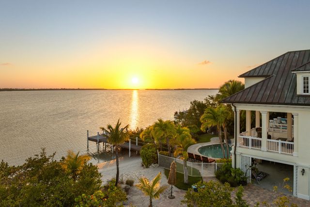 24 Cannon Royal Drive, Shark Key, FL 33040