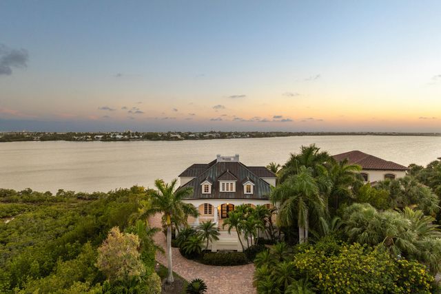 24 Cannon Royal Drive, Shark Key, FL 33040