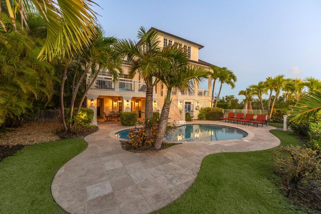 24 Cannon Royal Drive, Shark Key, FL 33040