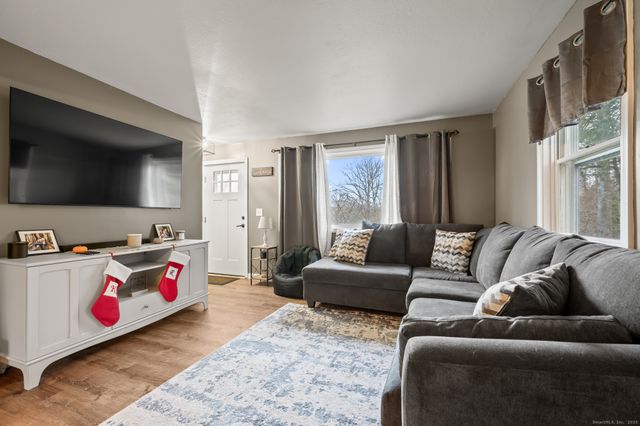 107 Peck Road, Winchester, CT 06098