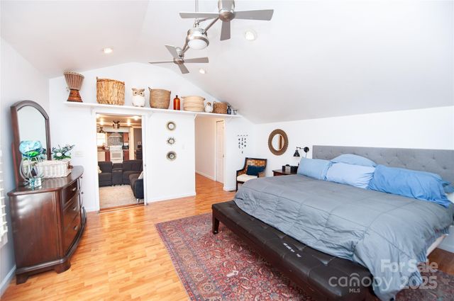 1924 Lamb Mountain Road, Hendersonville, NC 28792