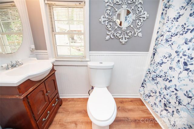 1924 Lamb Mountain Road, Hendersonville, NC 28792