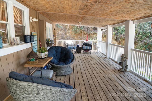 1924 Lamb Mountain Road, Hendersonville, NC 28792
