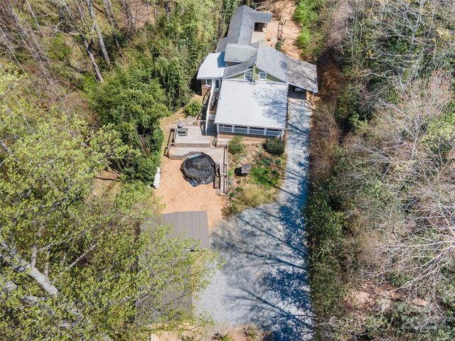 1924 Lamb Mountain Road, Hendersonville, NC 28792
