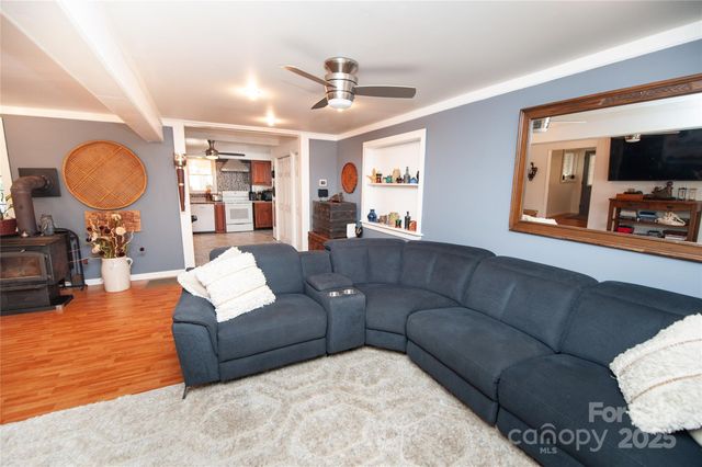 1924 Lamb Mountain Road, Hendersonville, NC 28792