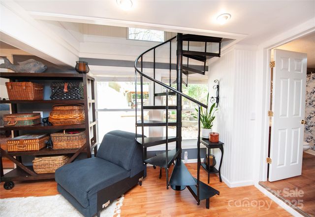 1924 Lamb Mountain Road, Hendersonville, NC 28792