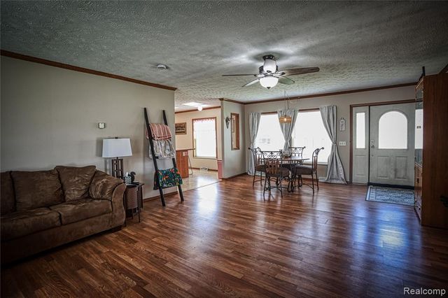 280 Pompano Court, Lapeer, MI 48446
