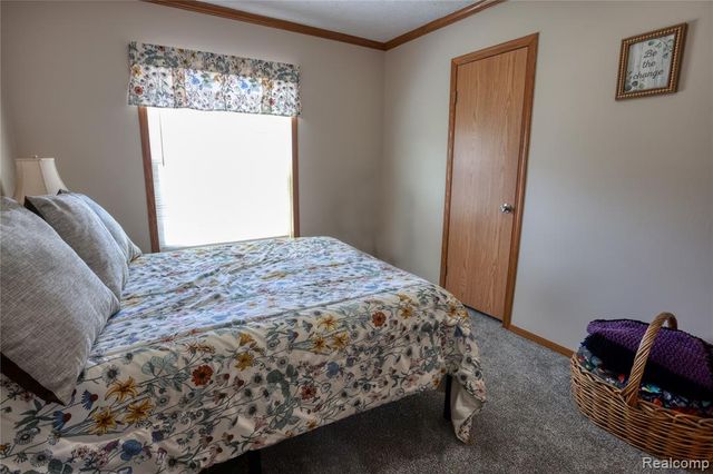 280 Pompano Court, Lapeer, MI 48446