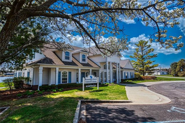 280 Pompano Court, Lapeer, MI 48446