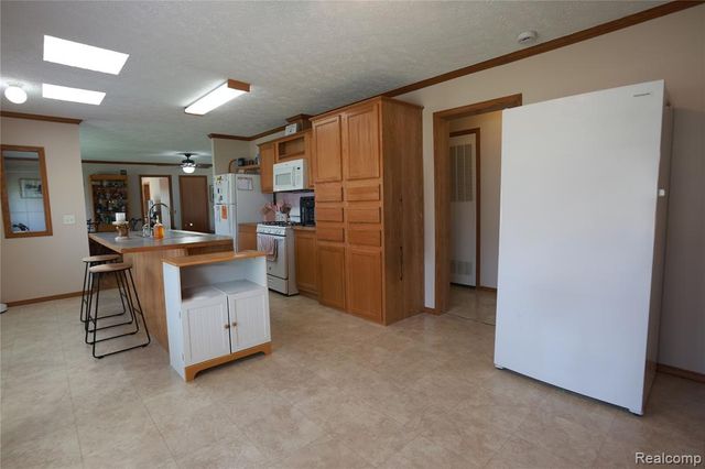 280 Pompano Court, Lapeer, MI 48446