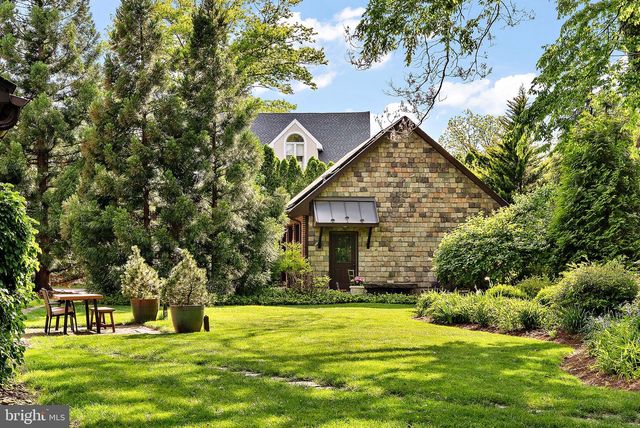 7 TWADDELL MILL RD, Wilmington, DE 19807