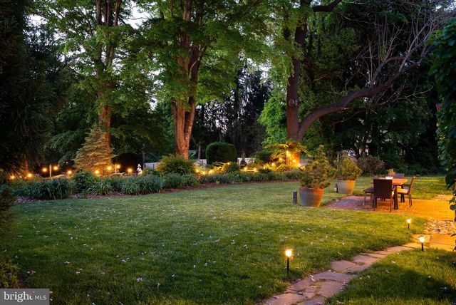 7 TWADDELL MILL RD, Wilmington, DE 19807