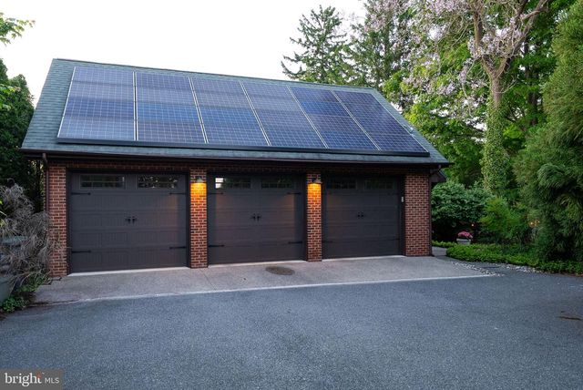 7 TWADDELL MILL RD, Wilmington, DE 19807