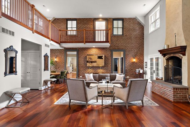 7 TWADDELL MILL RD, Wilmington, DE 19807