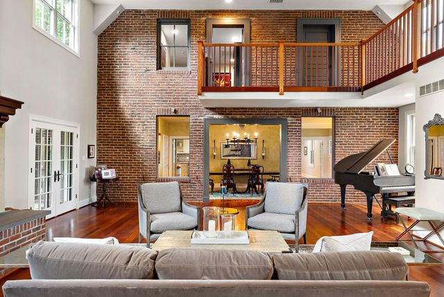 7 TWADDELL MILL RD, Wilmington, DE 19807
