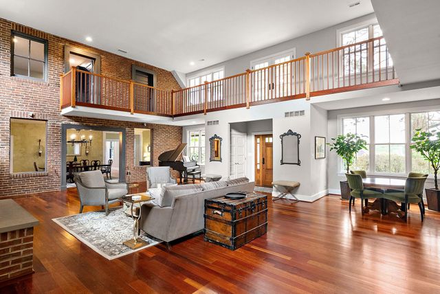 7 TWADDELL MILL RD, Wilmington, DE 19807