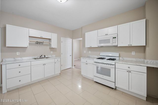 343 S 42nd St, Louisville, KY 40212