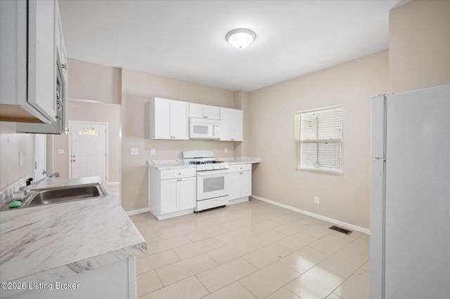 343 S 42nd St, Louisville, KY 40212