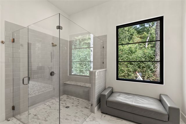 111 Sun Valley, Mabank, TX 75147