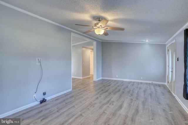 1077 DINAHS CORNER RD, Dover, DE 19904