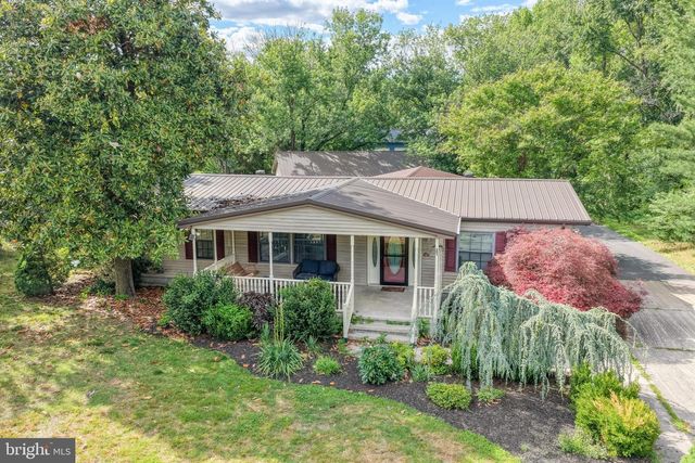 1077 DINAHS CORNER RD, Dover, DE 19904