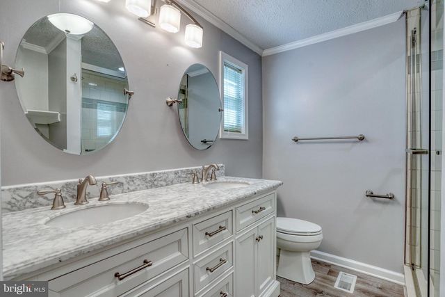 1077 DINAHS CORNER RD, Dover, DE 19904